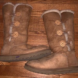tall button uggs
